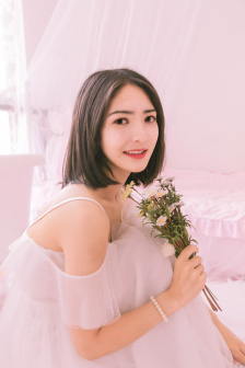 体育老师C了叶渺渺一节课作文